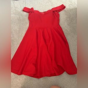Red windsor dress